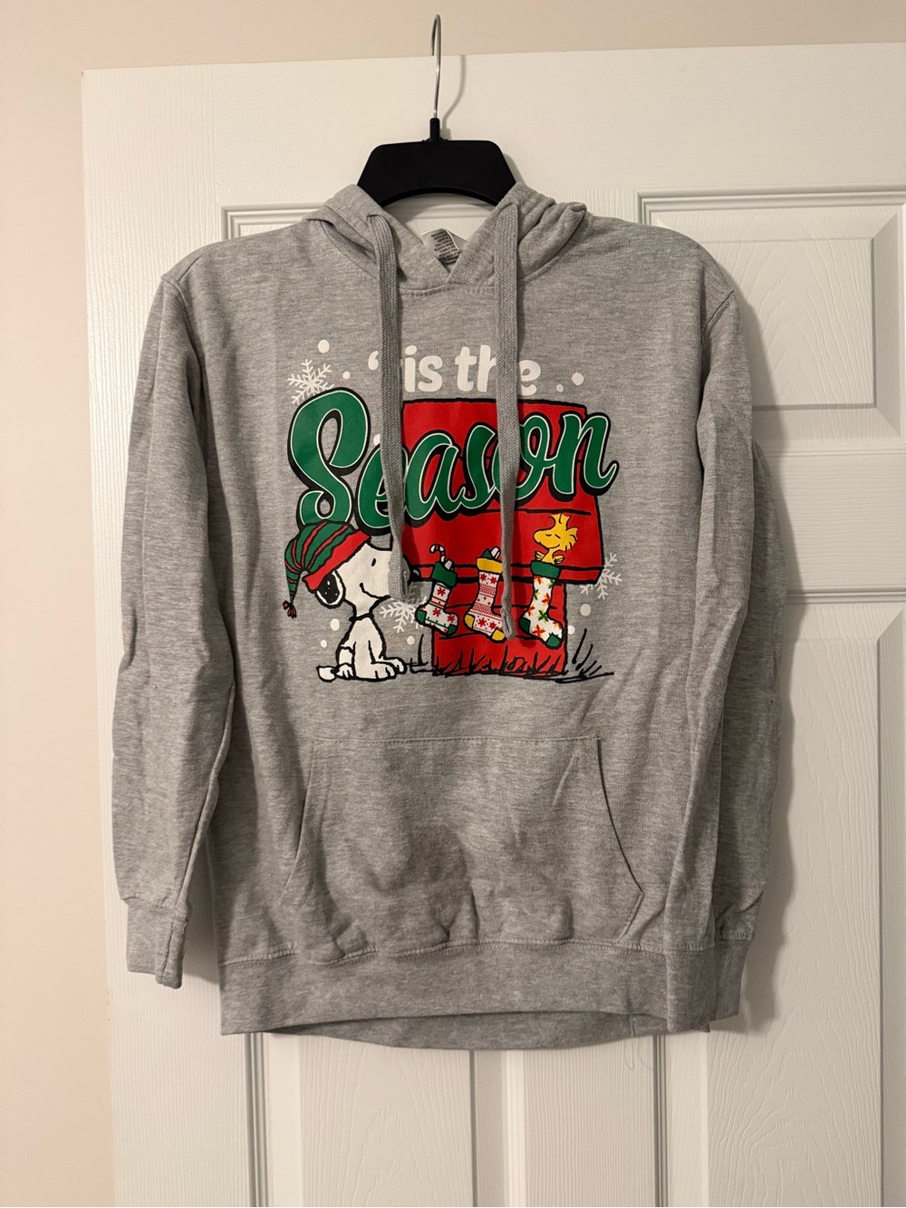 Peanuts Snoopy Christmas Themed Pullover Hoodie Sweatshirt Size Small